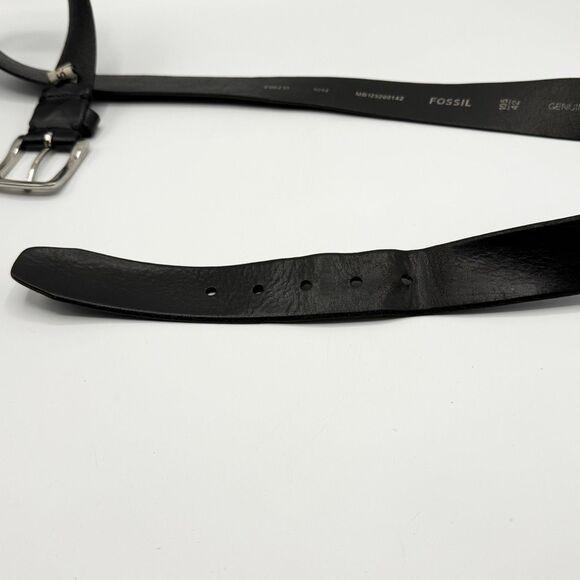 Fossil Vintage Black Leather Belt Silver Buckle - US 42 - Picture 2 of 9